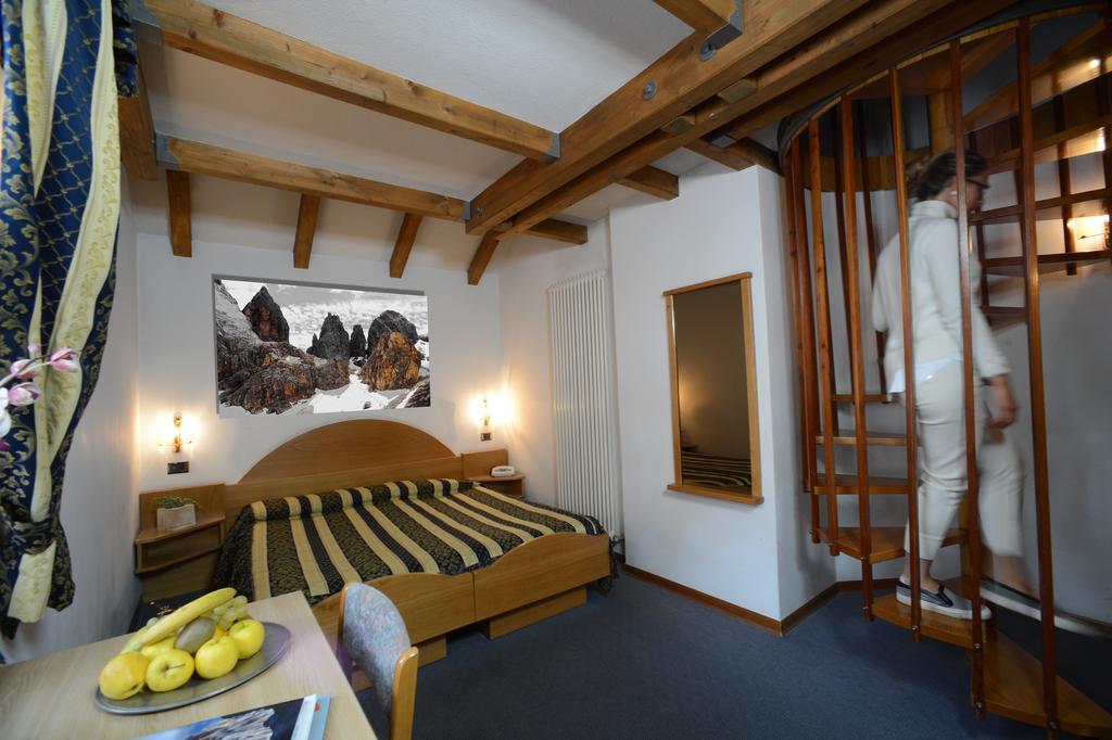 Hotel Margherita San Martino Di Castrozza Pokój zdjęcie